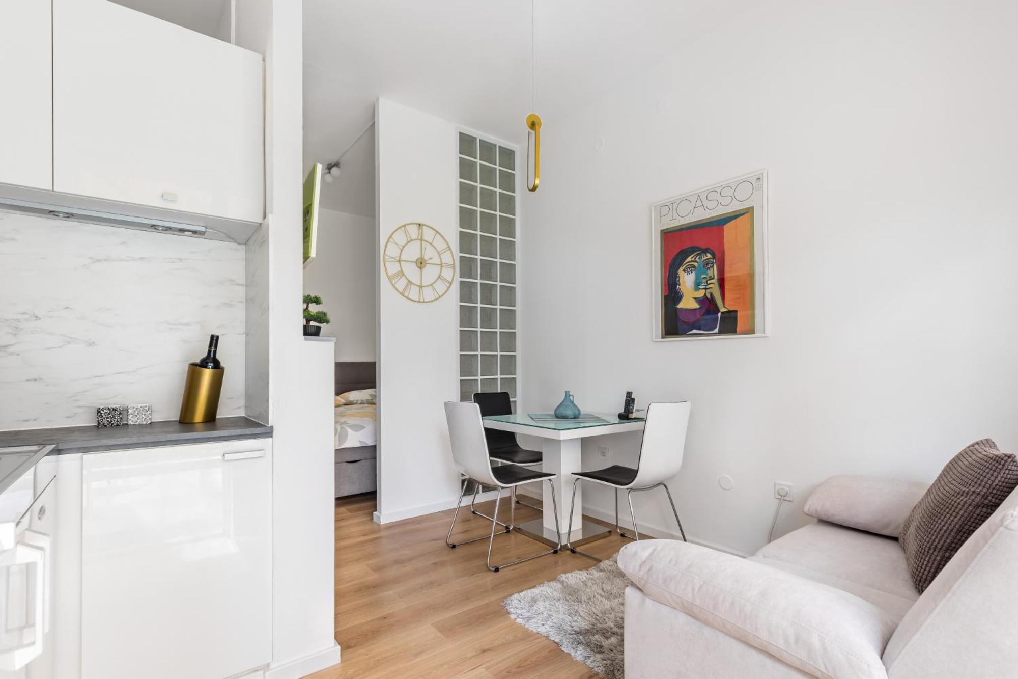 Apartment Modern Studio Near Znjan Beach Split Zewnętrze zdjęcie